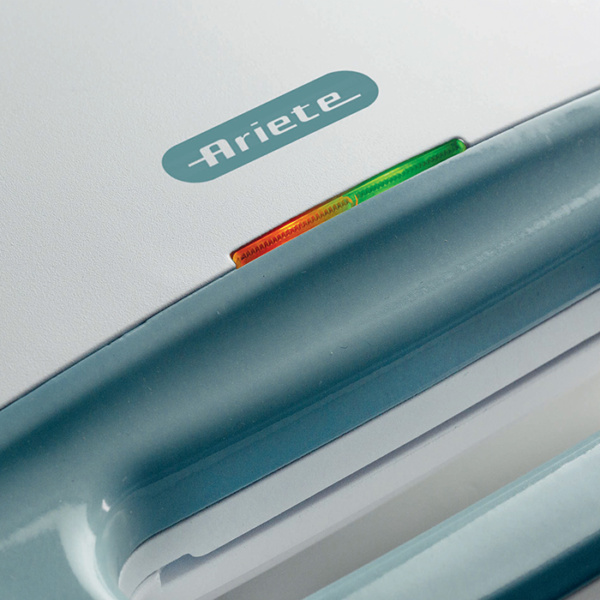 00C197101AR0 ARIETE preklopni toster 1971/01 bijeli