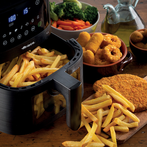 00C463300AR0 ARIETE friteza na vrući zrak 4633/00 crna